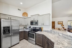 4447 E Red Bird Rd - 016.jpg