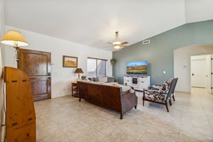 4447 E Red Bird Rd - 020.jpg