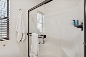 4447 E Red Bird Rd - 033.jpg