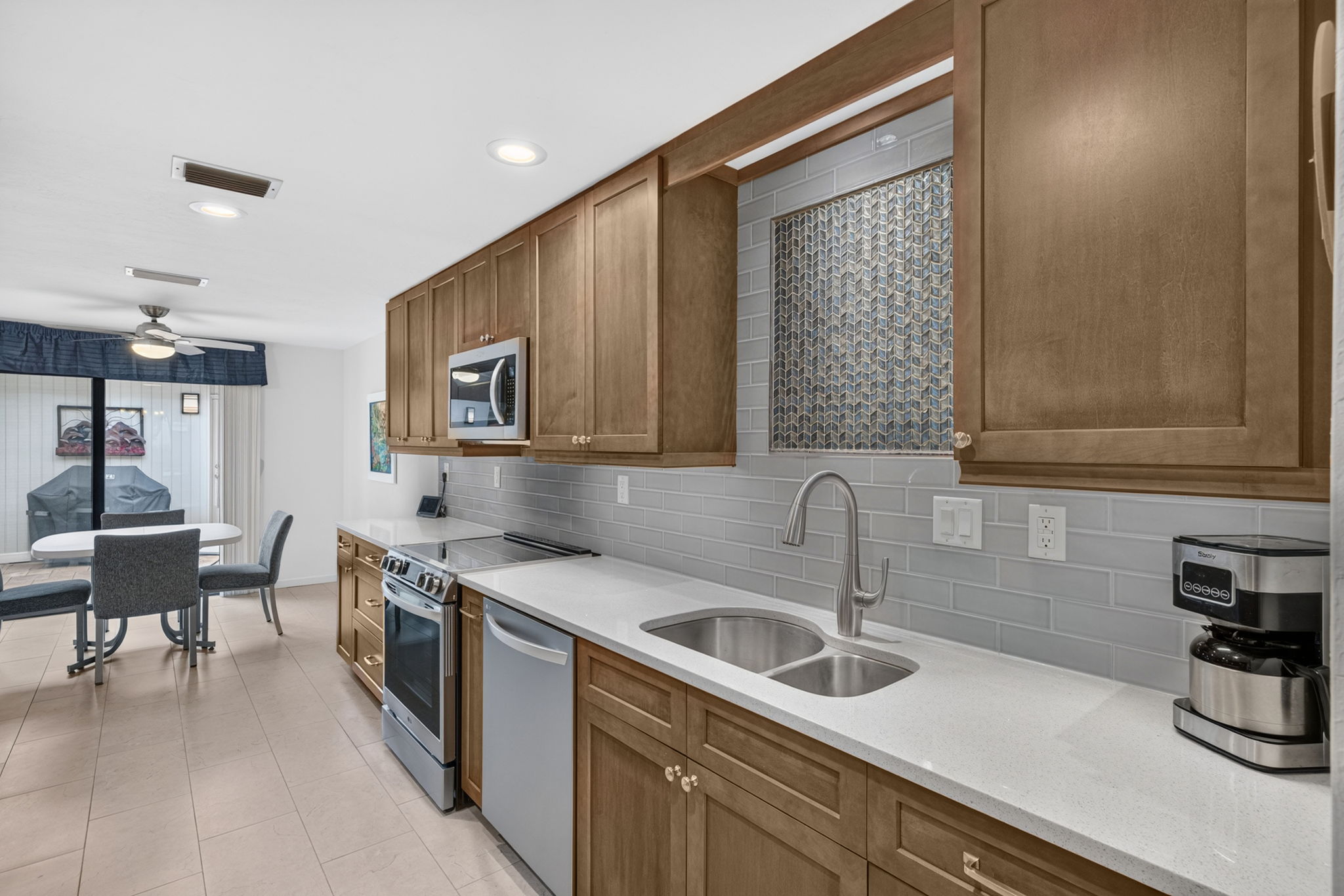 Kitchen 6