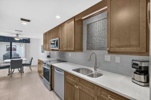 Kitchen 6
