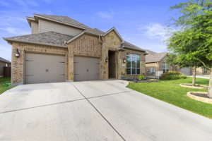 445 Mistflower Springs Dr, Leander, TX 78641, USA Photo 2