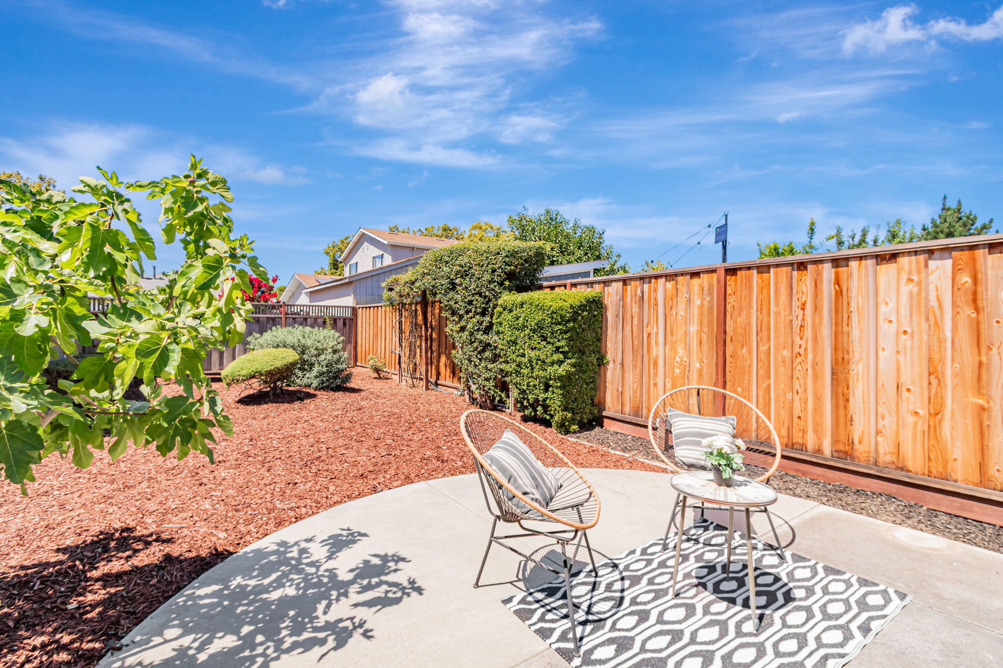 043_445 N 16th St