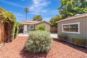 044_445 N 16th St
