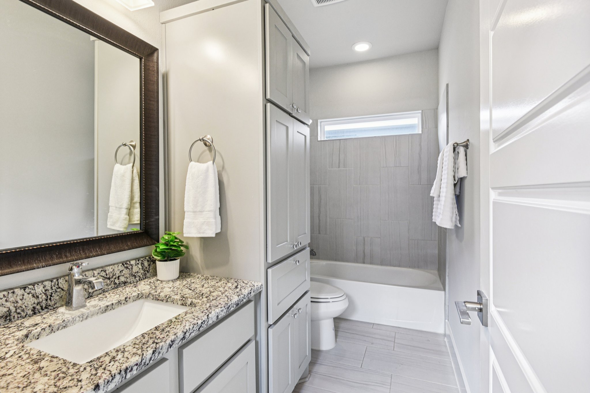 Natalen Ave-S1209-024.jpg