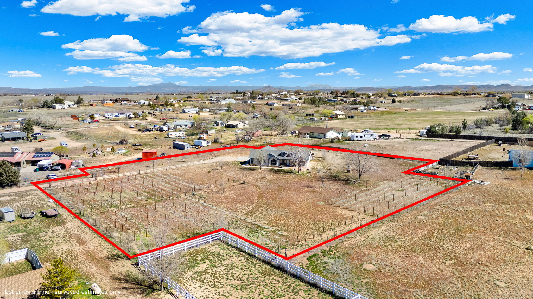 Lot Lines are Approximate.