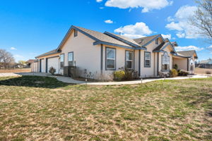 Featuring Spacious 3 Car Garage.