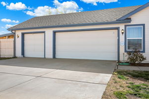 3  Car Garage.