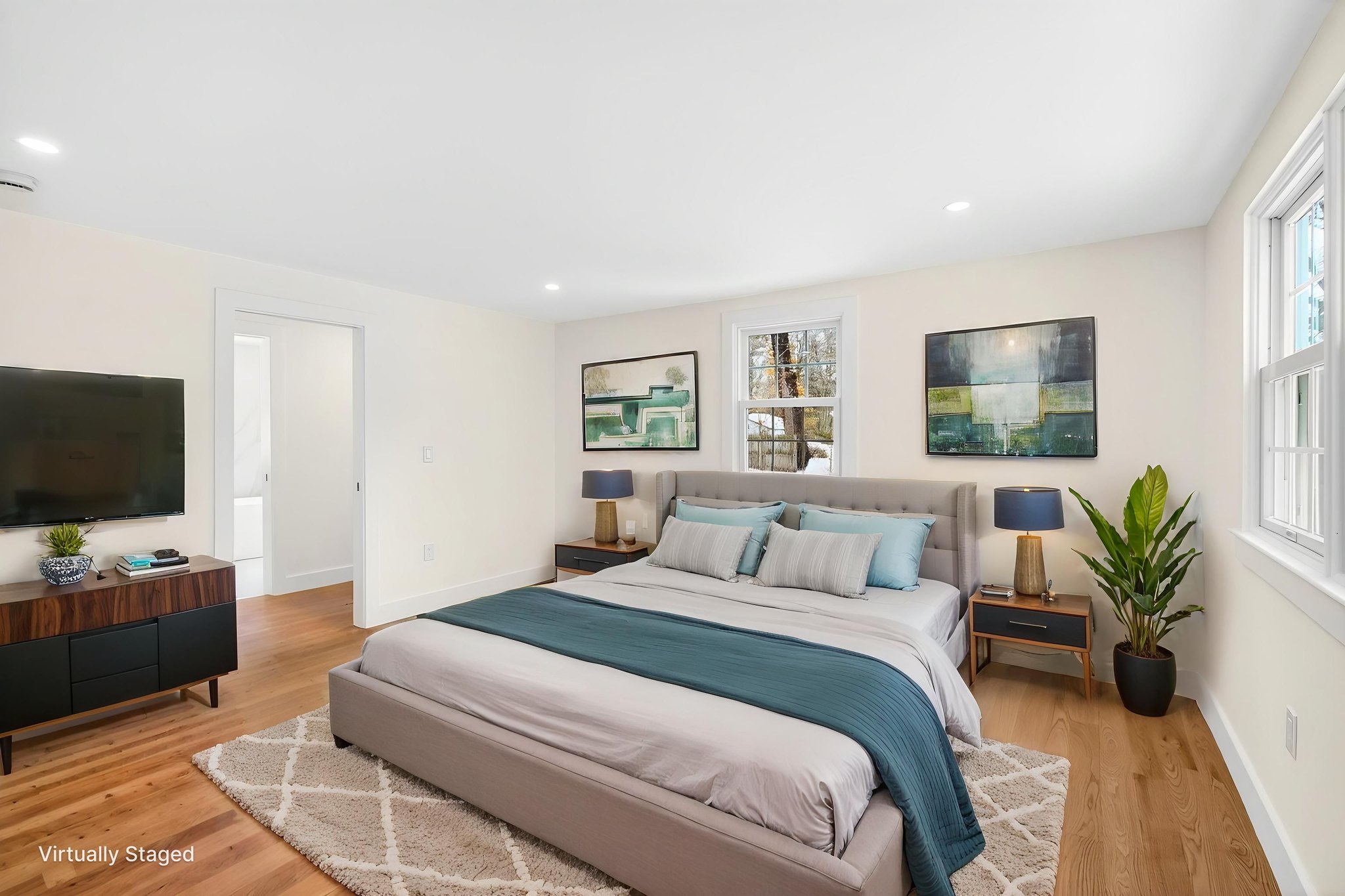 IMG_0908 virtually staged.jpeg