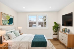 IMG_0899 virtually staged.jpeg