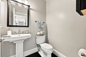  Photo 49