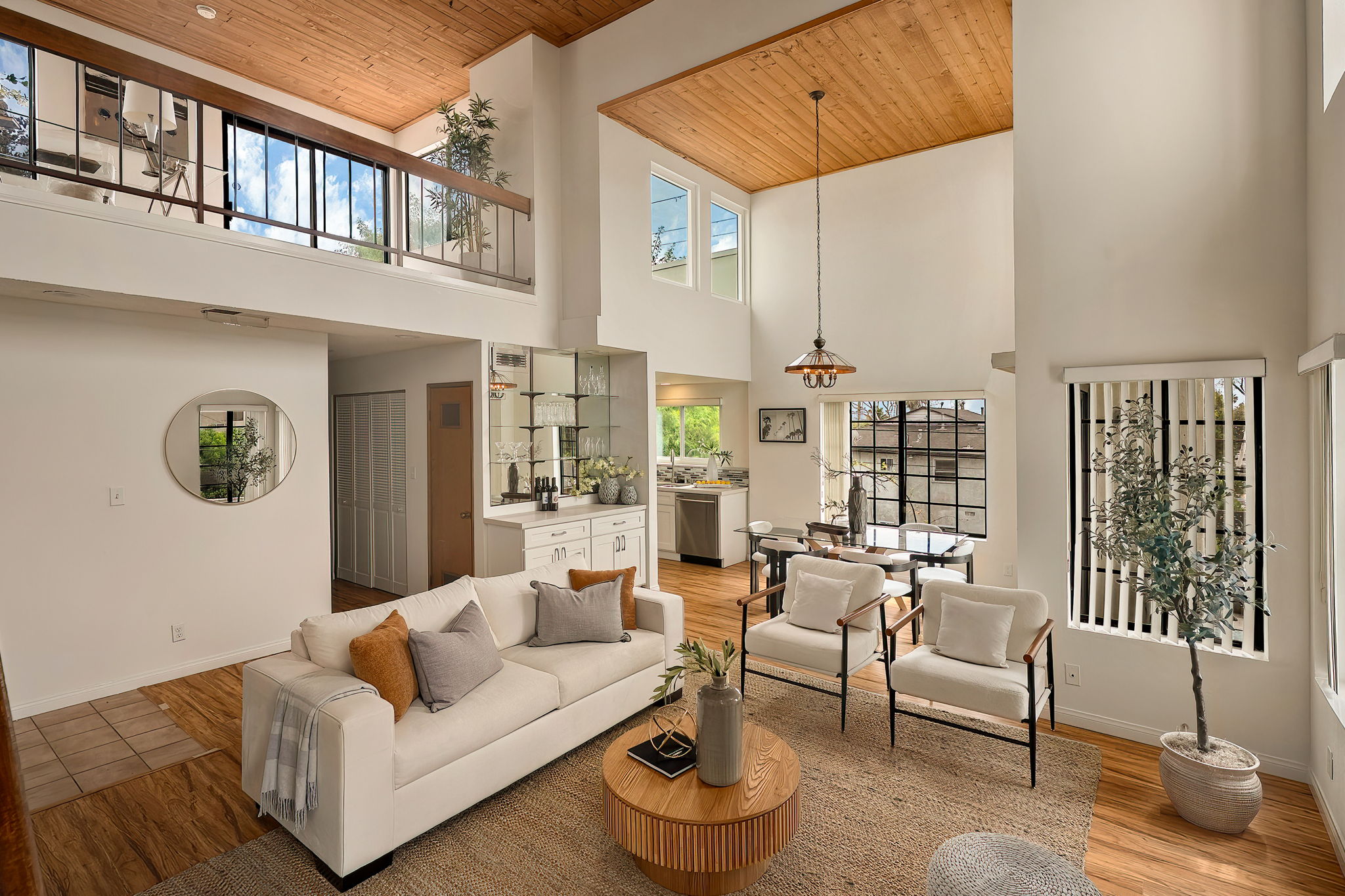4450 Kennsington Road 8-9