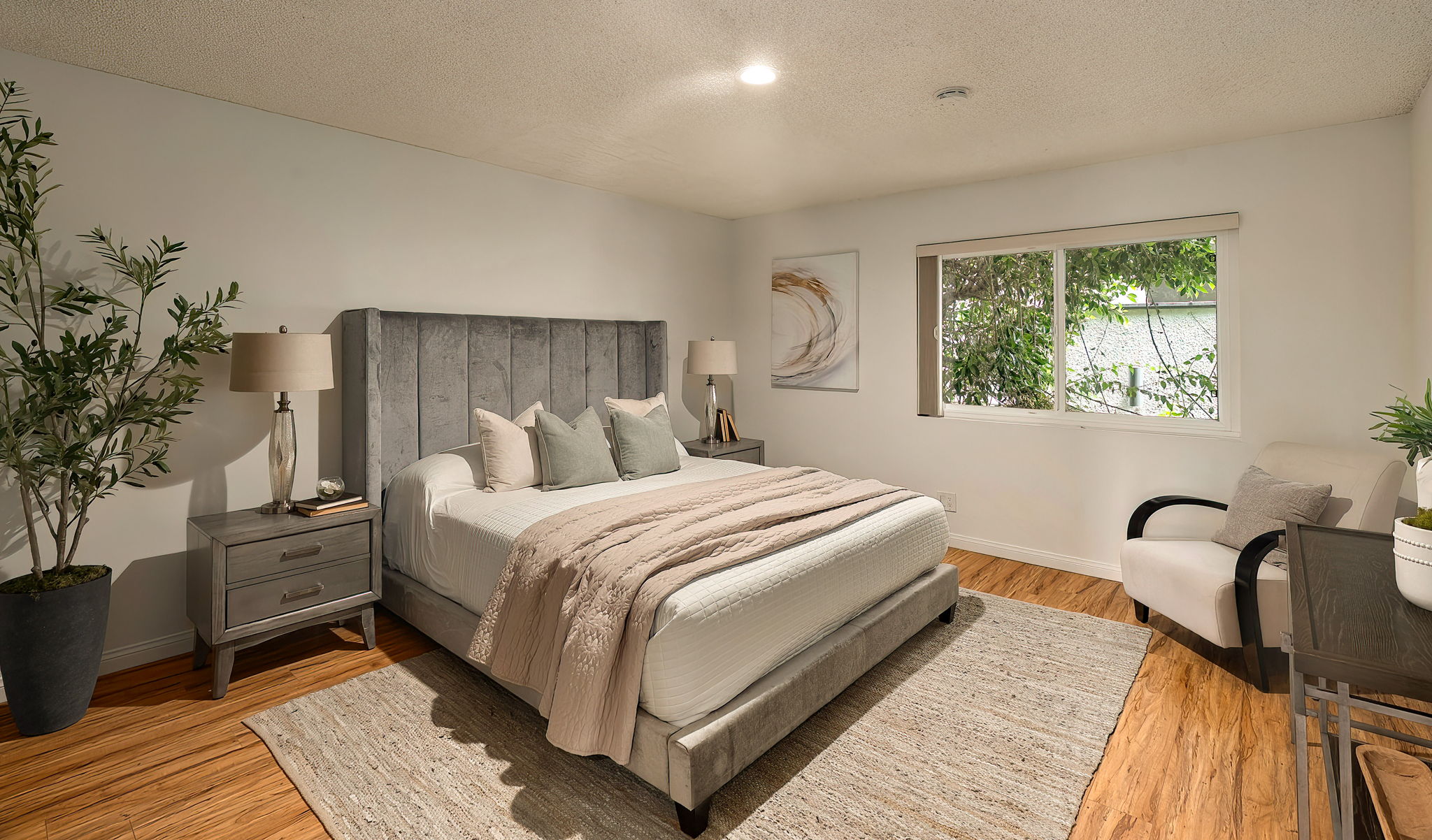 4450 Kennsington Road 8-20