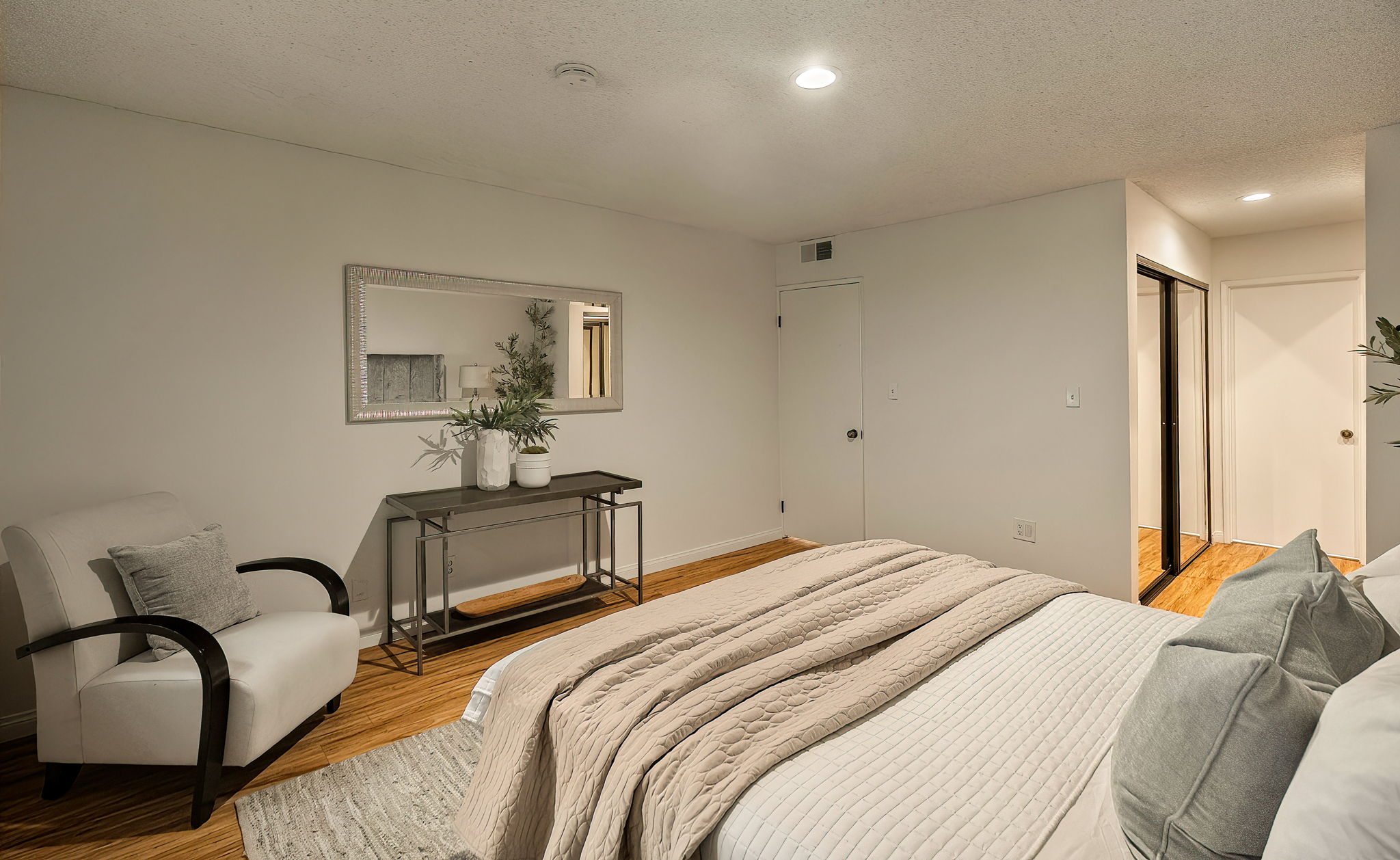 4450 Kennsington Road 8-23
