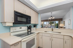 4451 Bay Beach Ln, Fort Myers Beach, FL 33931, USA Photo 3