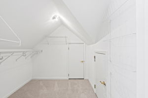  Photo 39