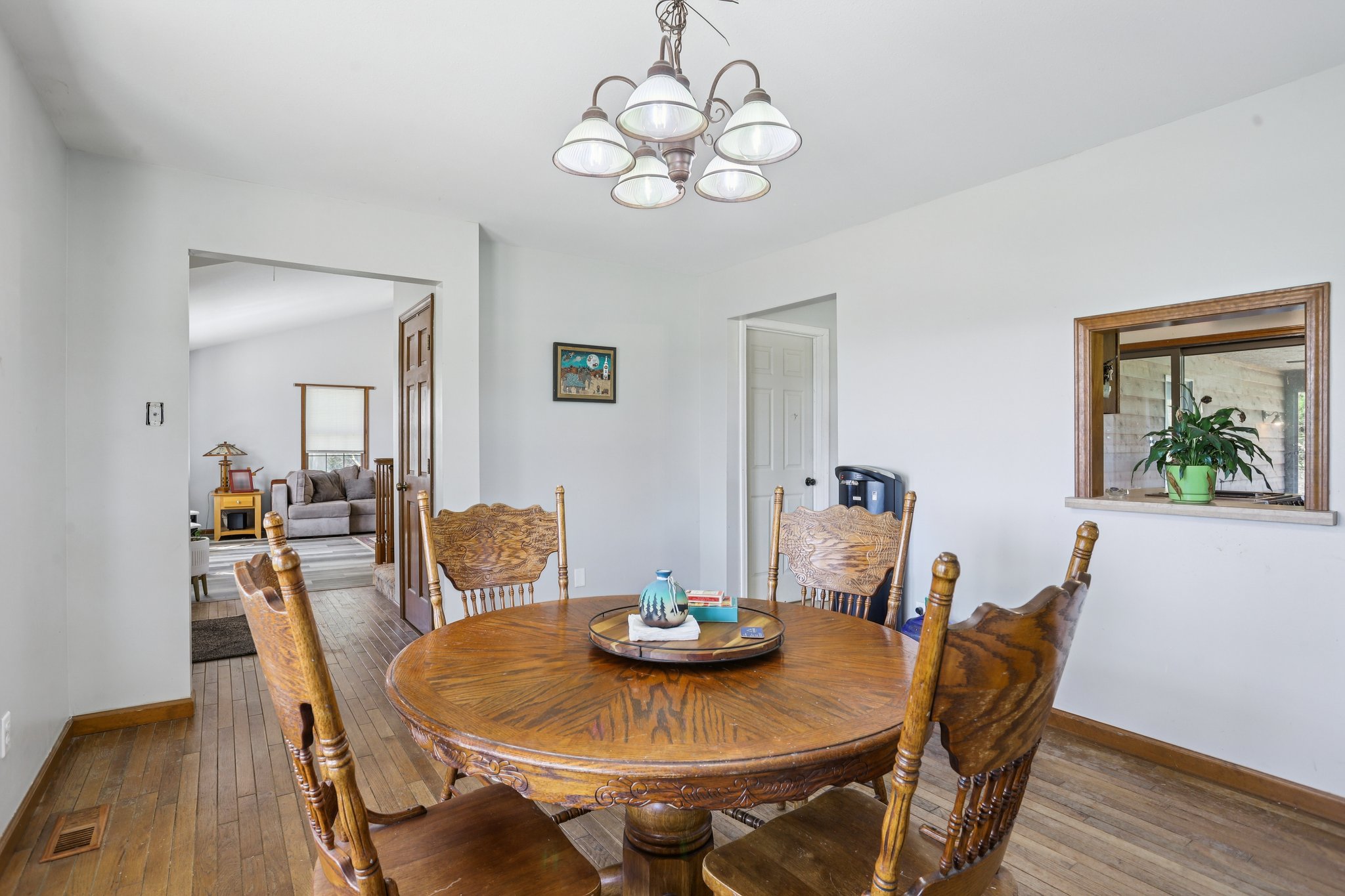 Cedar Tree Ln-S2703-010.jpg