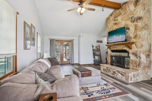 Cedar Tree Ln-S2703-007.jpg