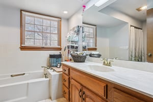 Cedar Tree Ln-S2703-014.jpg