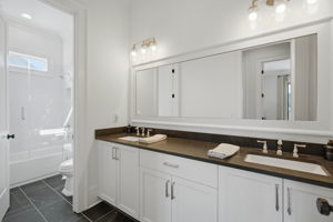  Photo 38