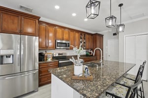 W Price Blvd-S2108-015.jpg