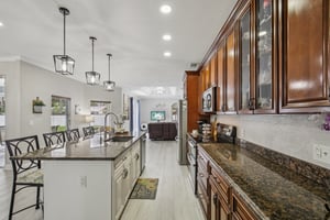 W Price Blvd-S2108-017.jpg