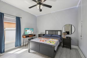 W Price Blvd-S2108-024.jpg