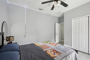 W Price Blvd-S2108-026.jpg