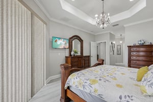 W Price Blvd-S2108-033.jpg