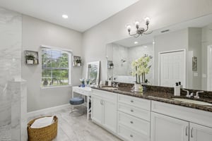 W Price Blvd-S2108-035.jpg