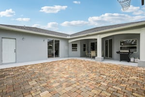 W Price Blvd-S2108-042.jpg