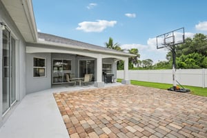 W Price Blvd-S2108-043.jpg