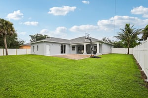 W Price Blvd-S2108-046.jpg