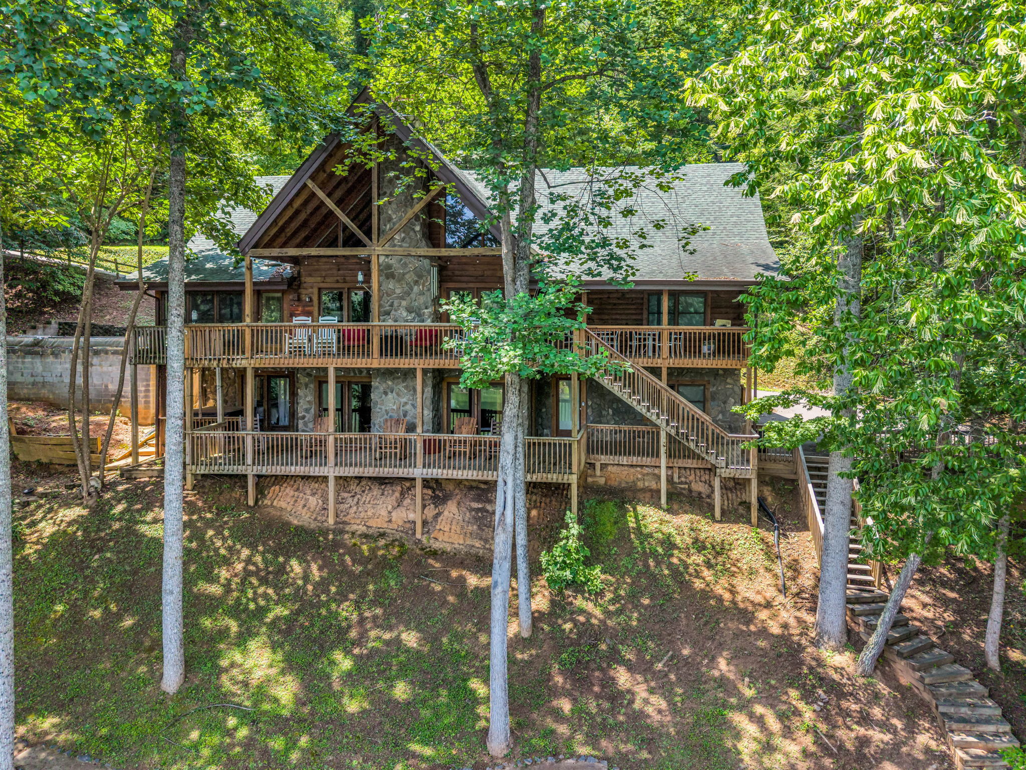  Photo 98