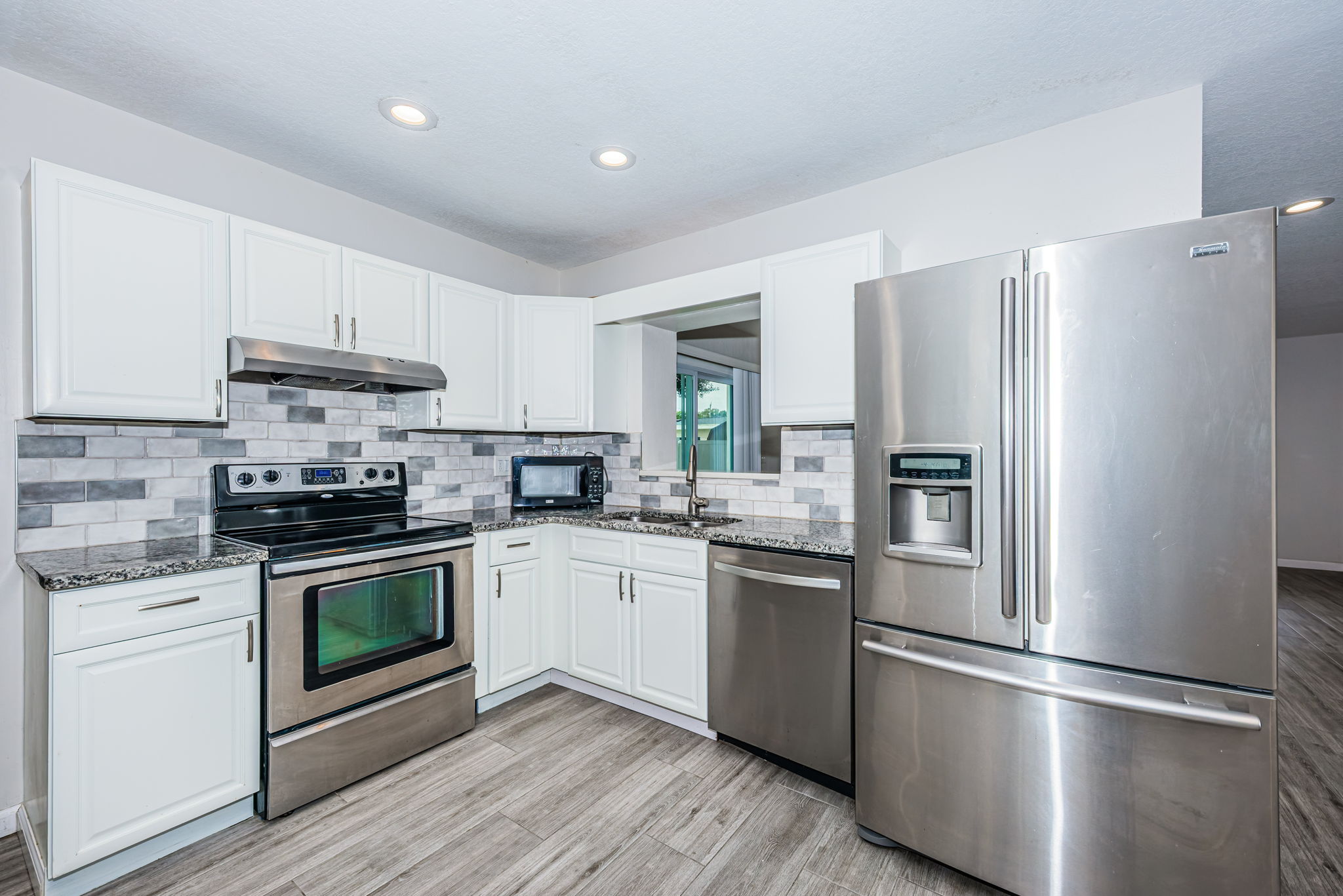 Kitchen 2