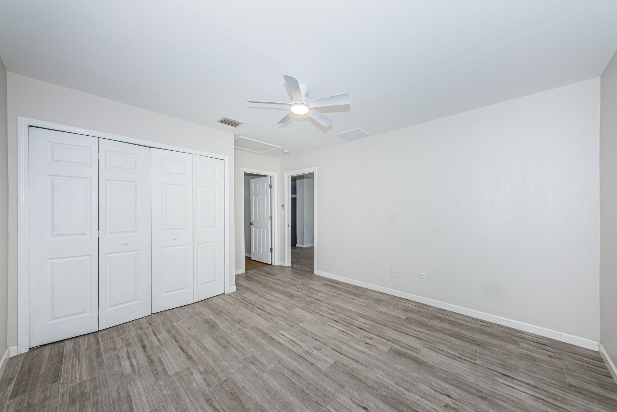 Primary Bedroom 1b