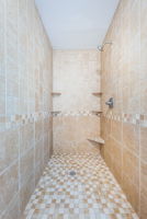 Primary Bathroom 1b