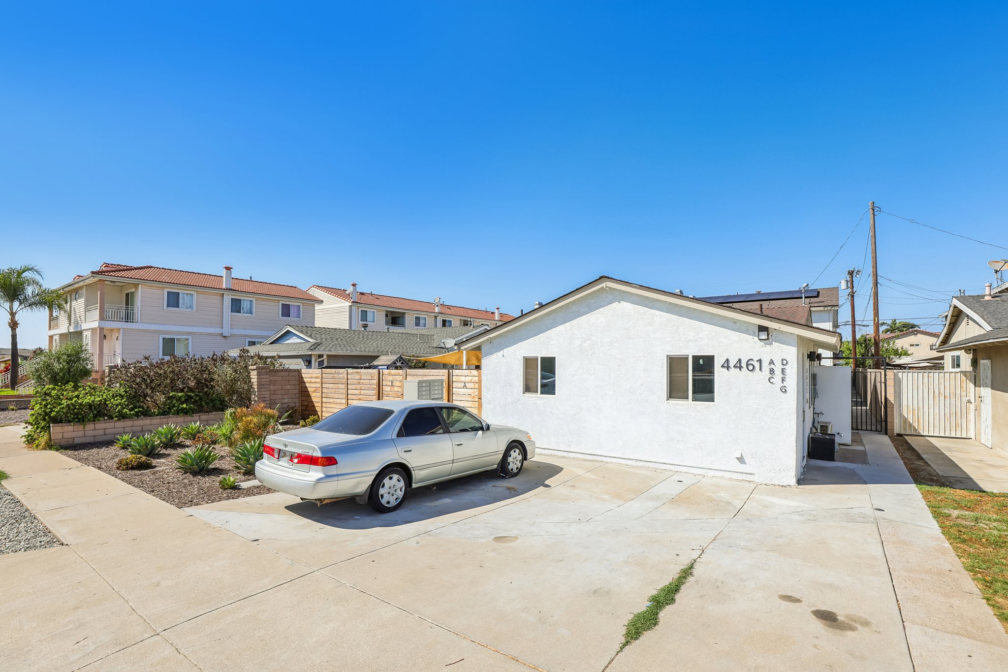 Farquhar Ave A-S1709-003.jpg