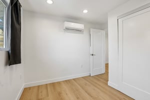 Farquhar Ave A-S1709-015.jpg