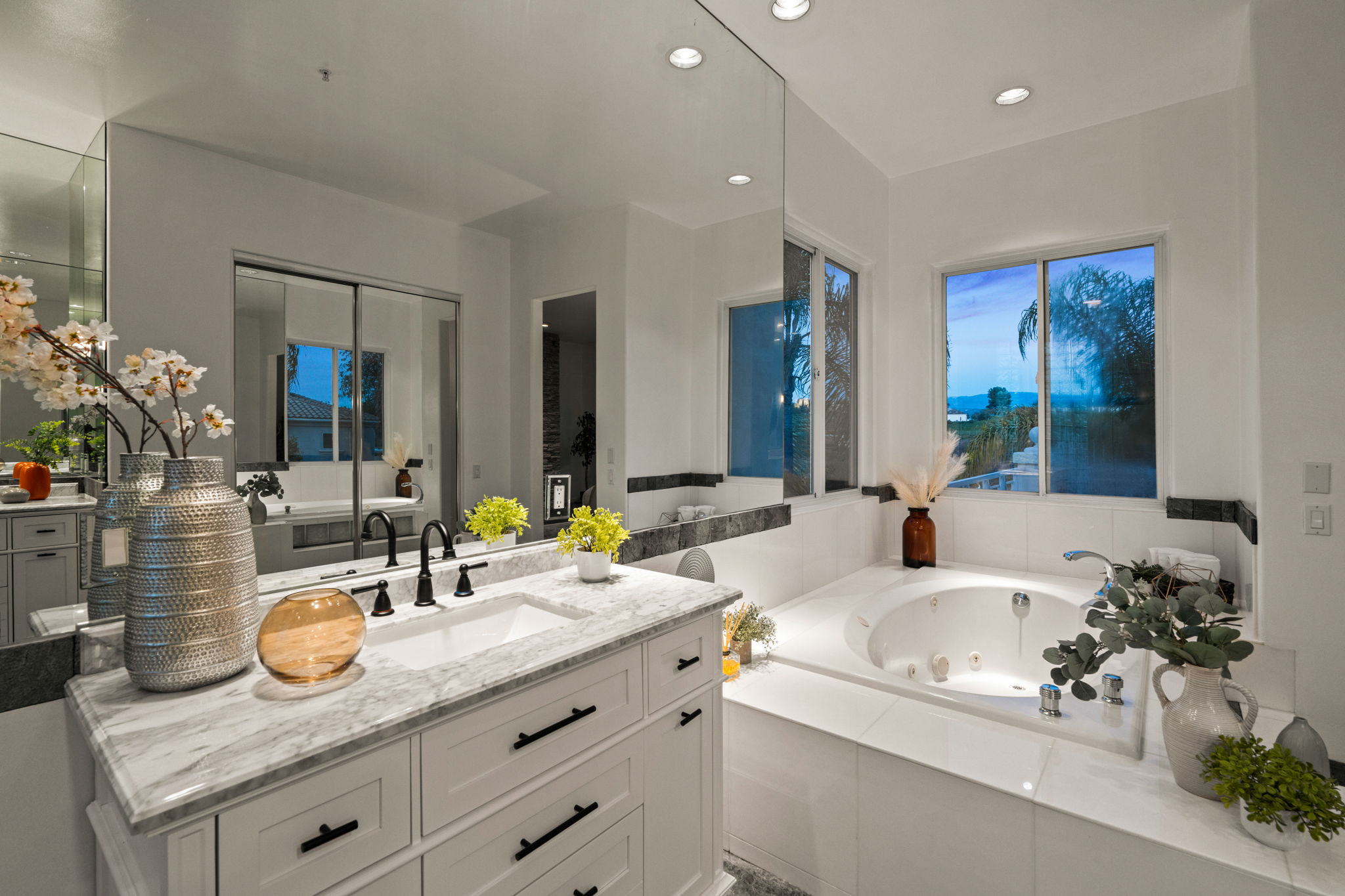 4462 Fallsbrae Rd-127