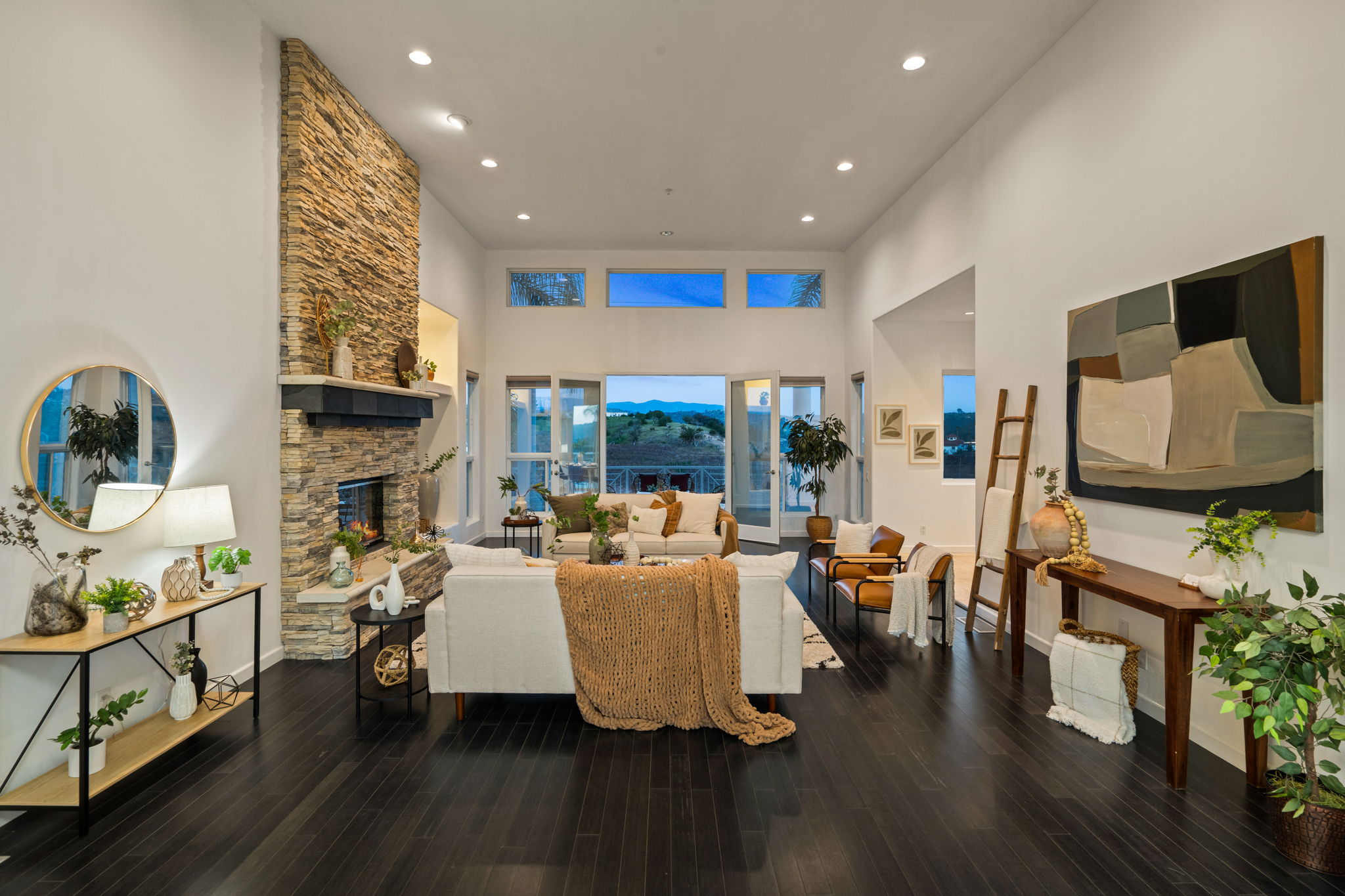 4462 Fallsbrae Rd-109