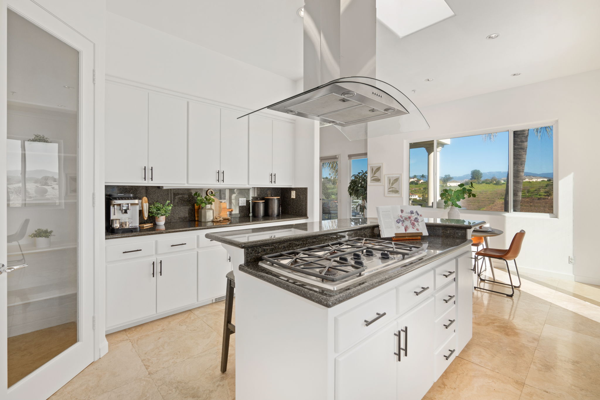 4462 Fallsbrae Rd-78