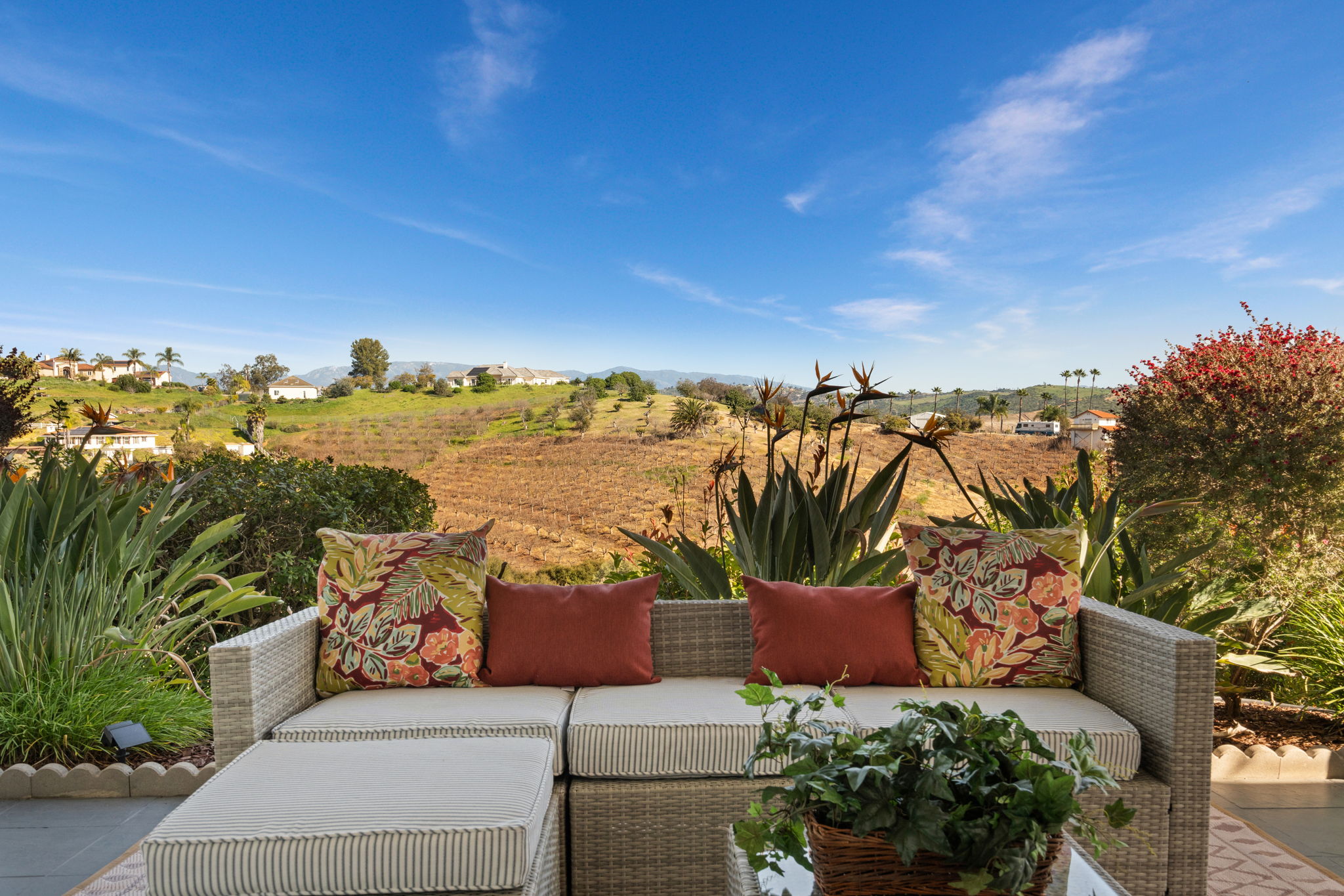 4462 Fallsbrae Rd-68