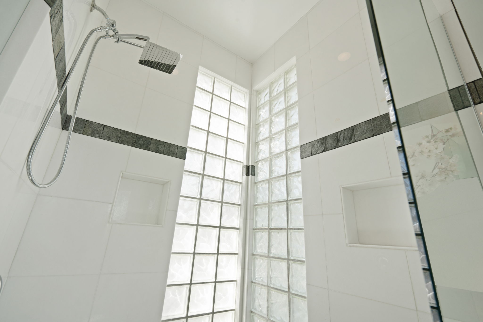 4462 Fallsbrae Rd-46