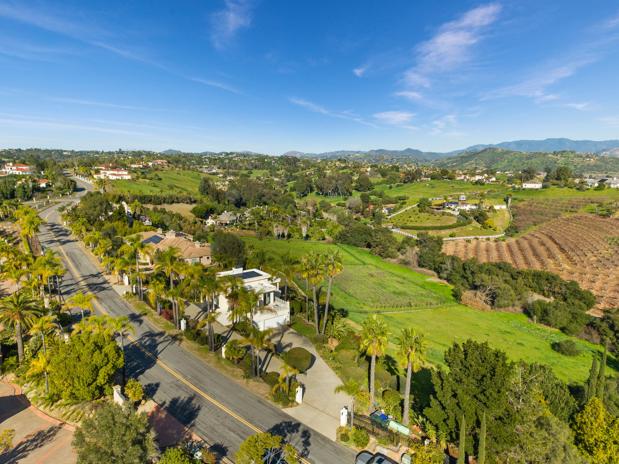 4462 Fallsbrae Rd-12