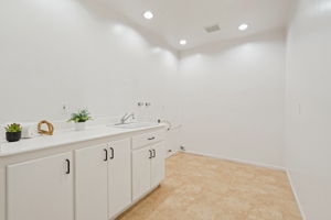 4462 Fallsbrae Rd-60