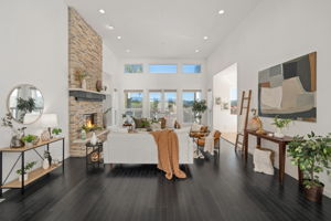 4462 Fallsbrae Rd-32