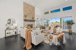 4462 Fallsbrae Rd-29