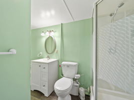  Photo 32