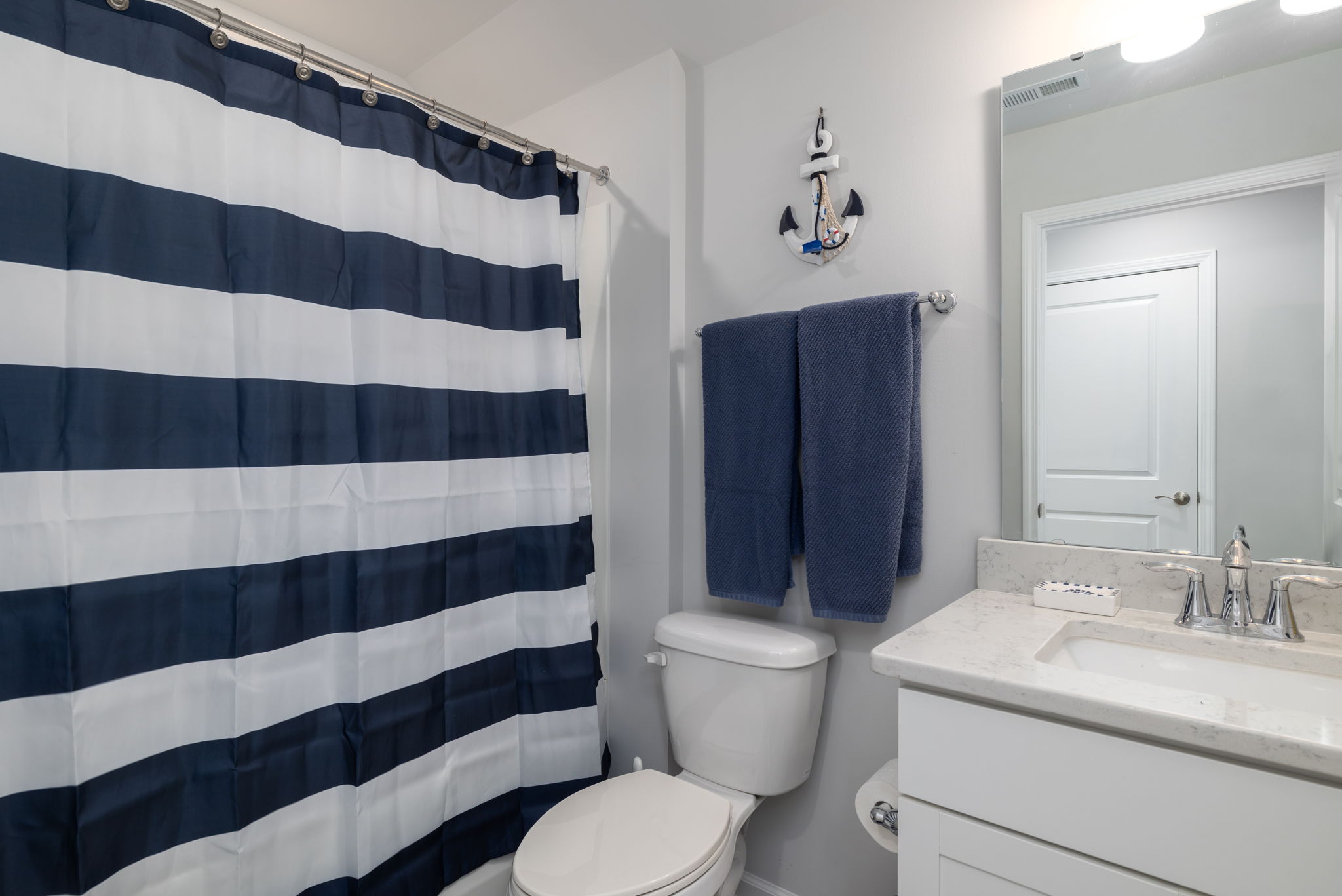 4463 Saphire Ct-27